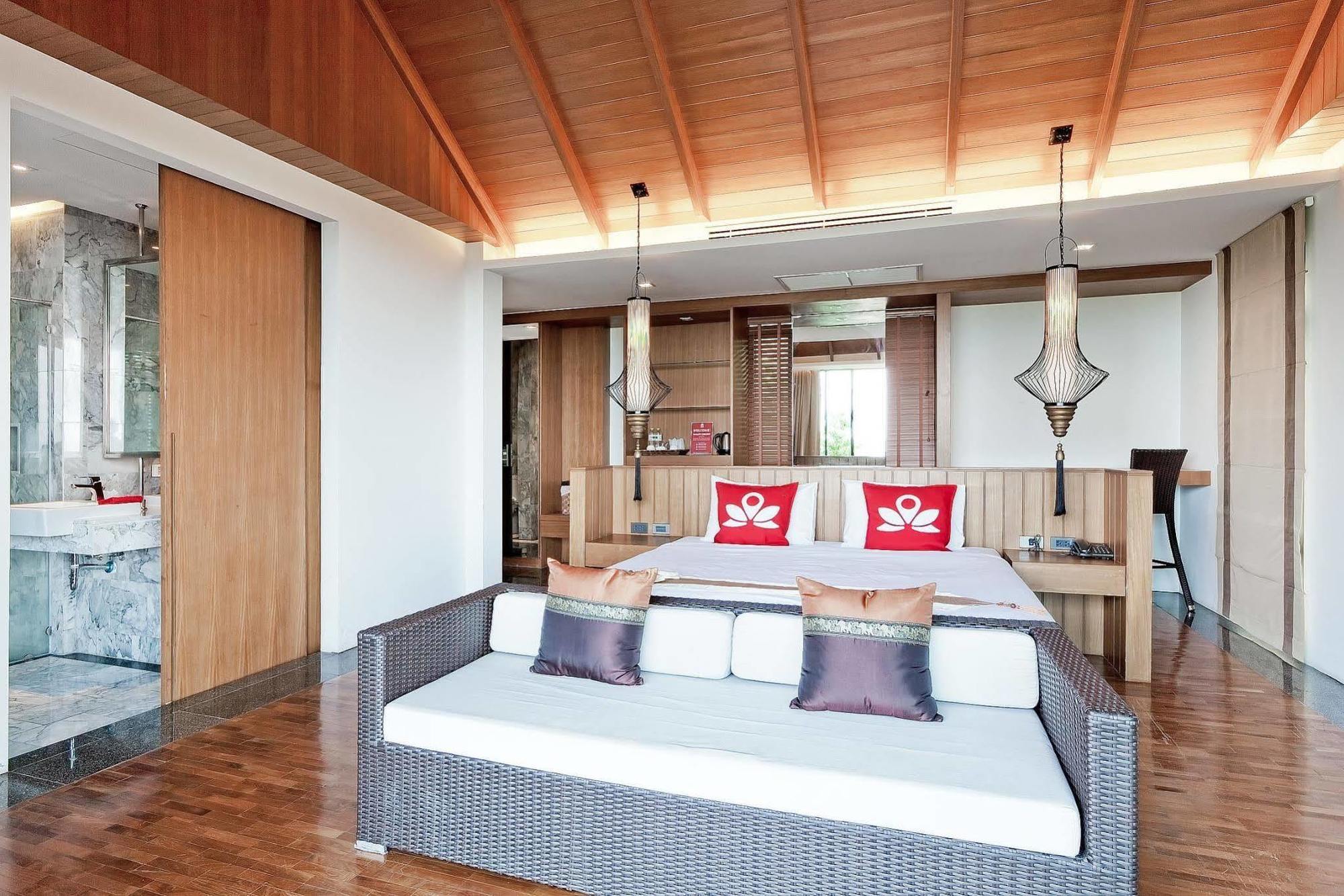 Zen Premium Chalong Phuket Hotel Exterior photo