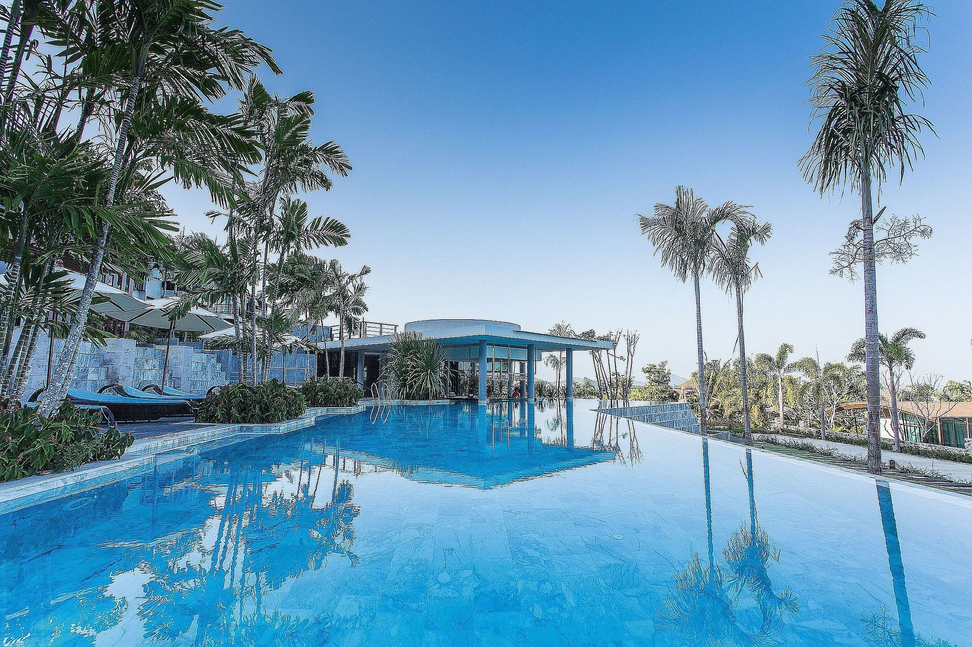 Zen Premium Chalong Phuket Hotel Exterior photo
